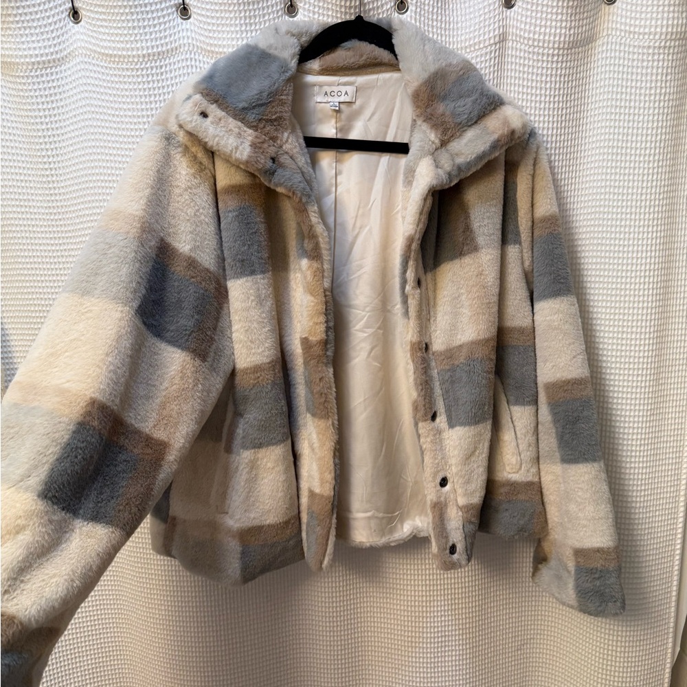 Women's Oversized Plaid Faux Fur Jacket - Gray and Cream